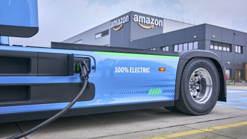 f-0-17-22708886-jvhylf8z-amazon-11-24-150.jpg