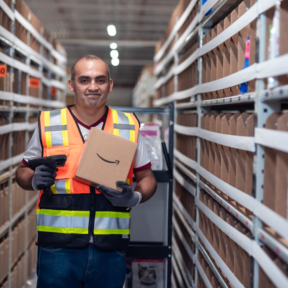 AMAZON - PRIDE LEÓN GTO-80.jpg